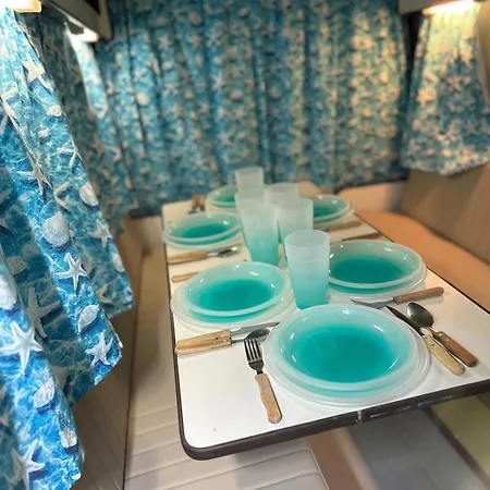 Autocaravana Sally ליסבון