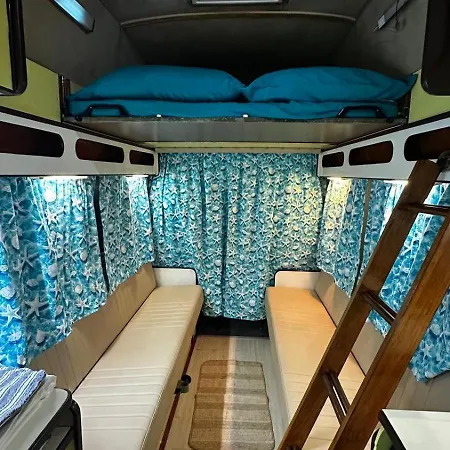 Autocaravana Sally ליסבון