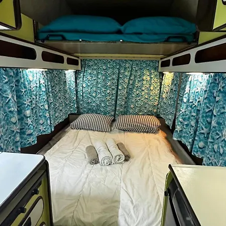 Campismo de Luxo Autocaravana Sally *