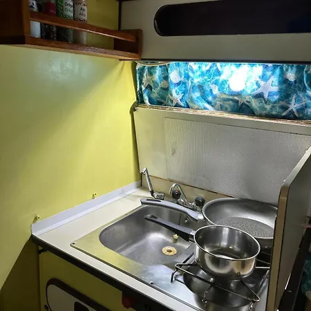 Autocaravana Sally * ליסבון