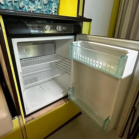 Autocaravana Sally ליסבון