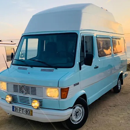 Autocaravana Sally Campismo de Luxo Lisboa